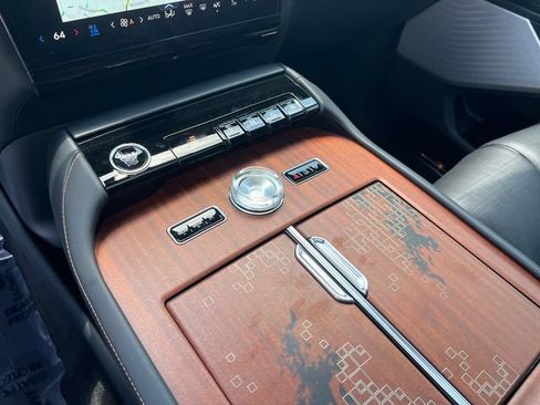 New 2026 Lincoln Navigator Black Label AWD/4WD image 31