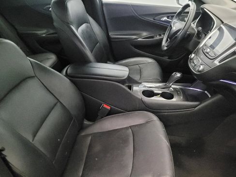 Used 2018 Chevrolet Malibu LT w/ Leather Package image 21