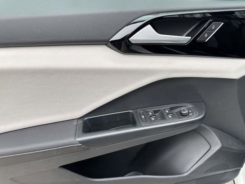 New 2026 Volkswagen Taos S FWD image 12