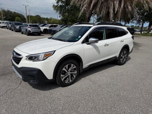Used 2022 Subaru Outback Touring AWD/4WD image 13