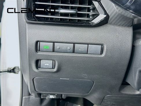 Used 2022 Nissan Sentra SV image 14