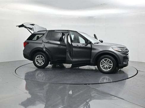 New 2026 Ford Explorer Active RWD image 58