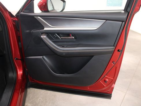 Used 2024 MAZDA CX-90 Plug-In Hybrid w/ Premium Pkg image 34