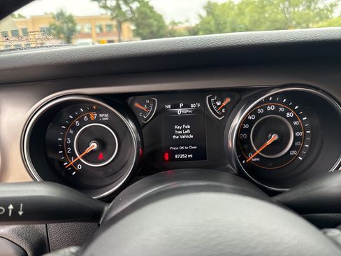 Used 2020 Jeep Wrangler Unlimited Sport S AWD/4WD image 20