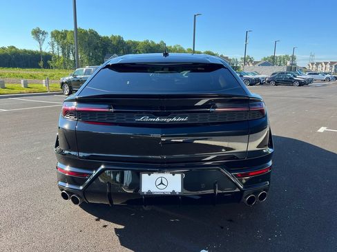 Used 2025 Lamborghini Urus SE AWD/4WD image 6