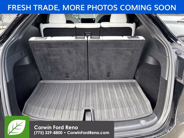 Used 2024 Tesla Model Y Long Range AWD/4WD image 10