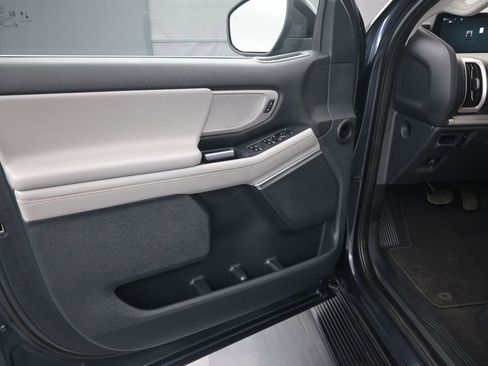 Used 2025 Ford Expedition Max Active RWD image 17