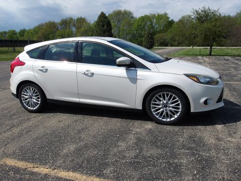 Used 2013 Ford Focus Titanium FWD image 1