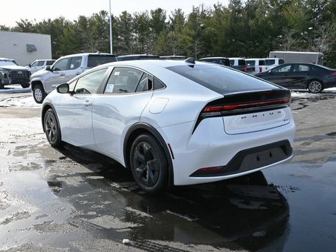 New 2026 Toyota Prius LE image 5