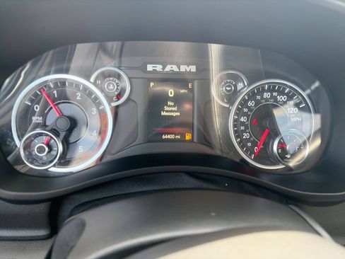 Used 2022 RAM 2500 Big Horn AWD/4WD image 19