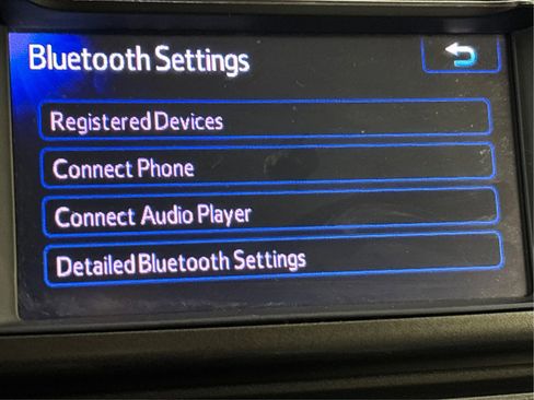 Used 2013 Toyota RAV4 LE image 41