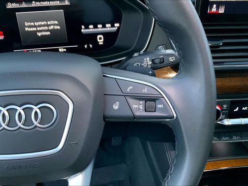 Used 2023 Audi Q5 2.0T Premium Plus w/ Premium Plus Package AWD/4WD image 22
