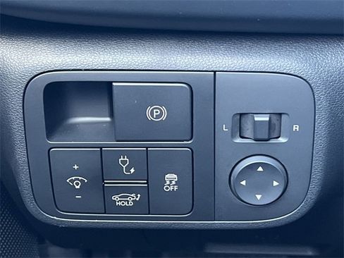 New 2025 Hyundai Ioniq 6 SE image 16