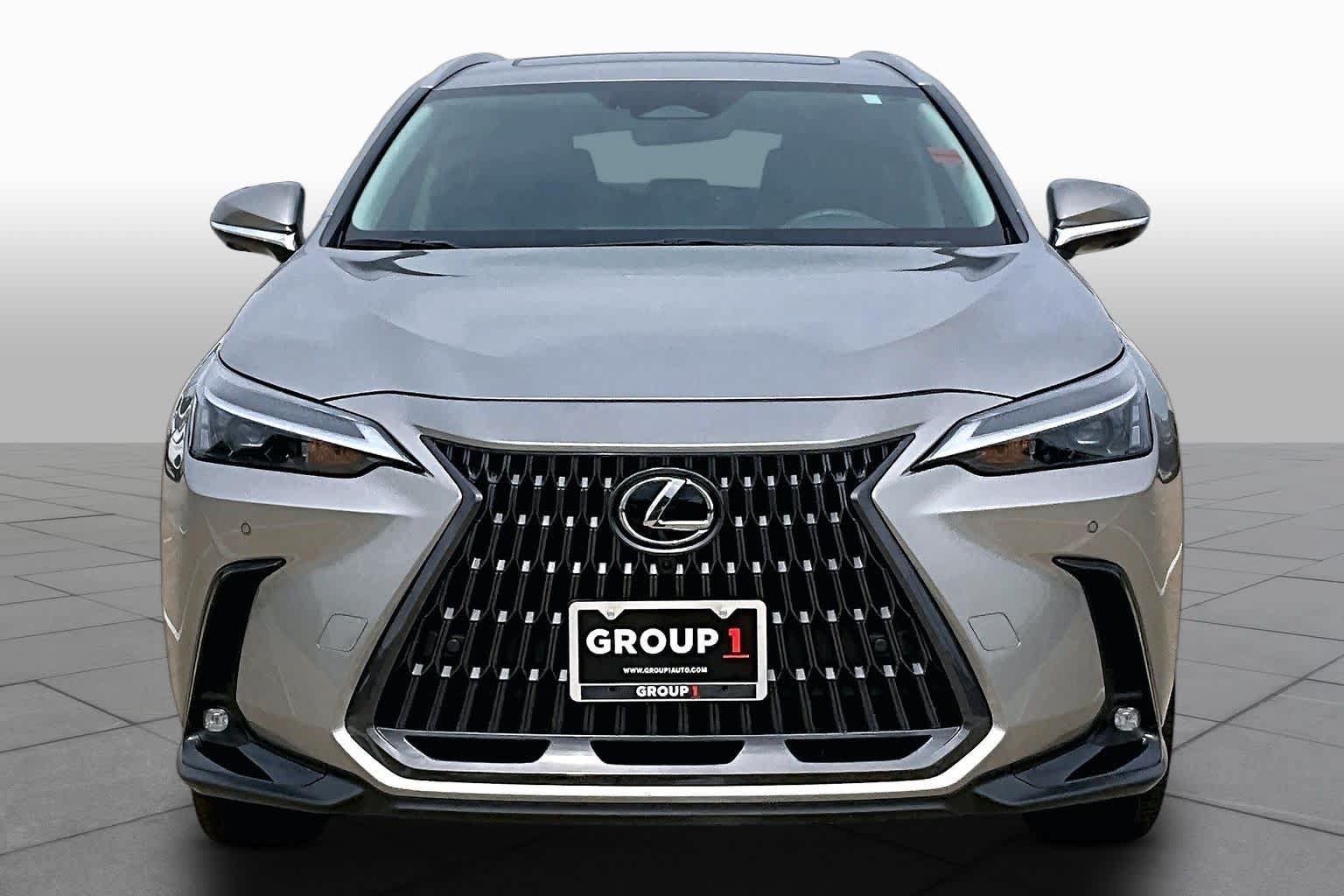 Used 2025 Lexus NX 350 AWD w/ Accessory Package (2T) image 4