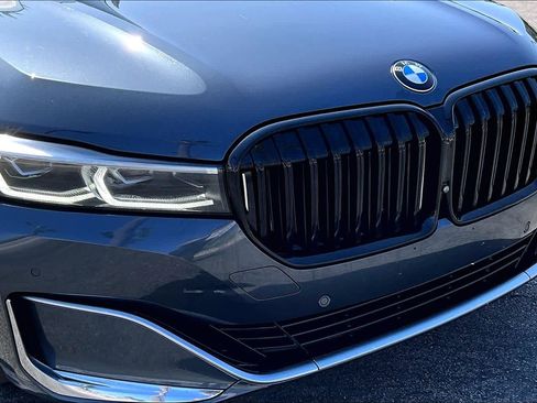 Used 2020 BMW 740i xDrive w/ Cold Weather Package AWD/4WD image 28