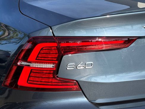 Certified 2025 Volvo S60 B5 Core FWD image 25