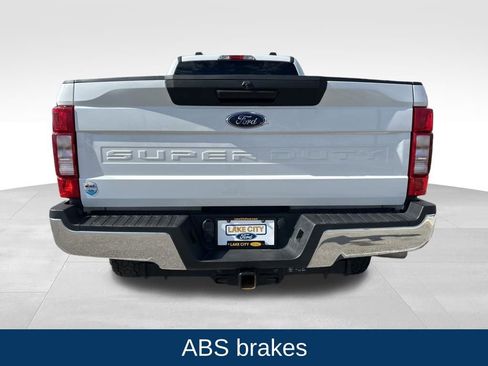 Used 2022 Ford F250 XLT AWD/4WD image 4