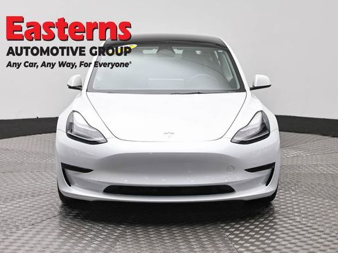 Used 2023 Tesla Model 3 Standard Range RWD image 2