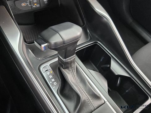 Certified 2026 Kia Sorento LX FWD image 24