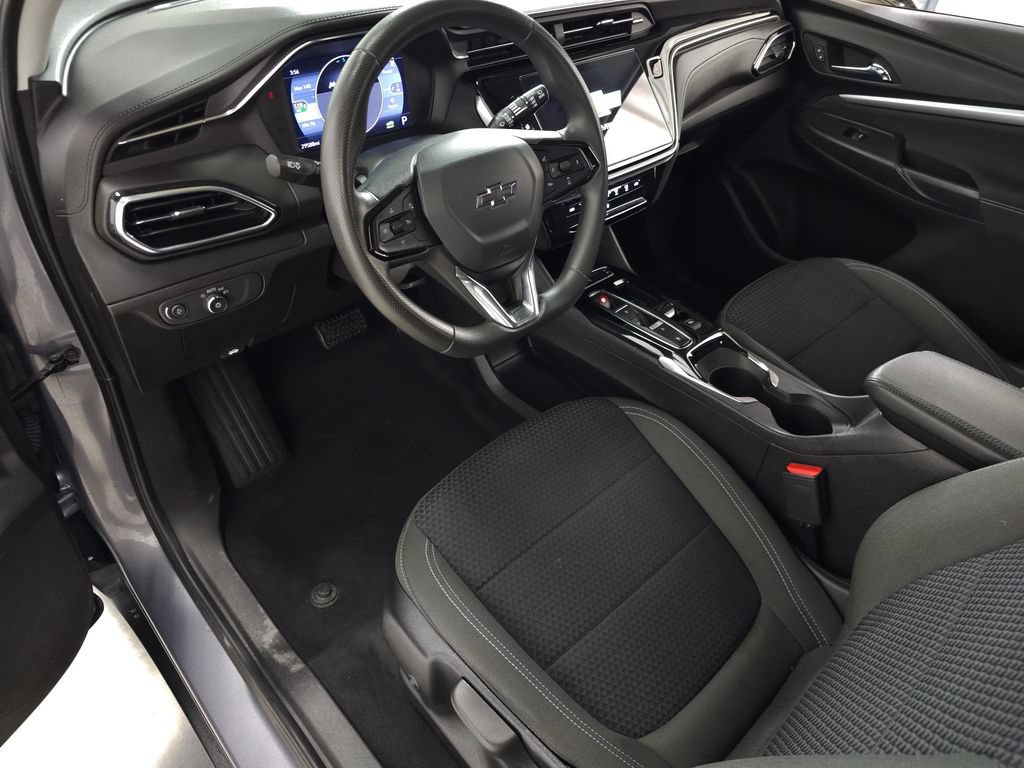 Used 2023 Chevrolet Bolt EUV LT w/ Driver Confidence Package FWD image 16