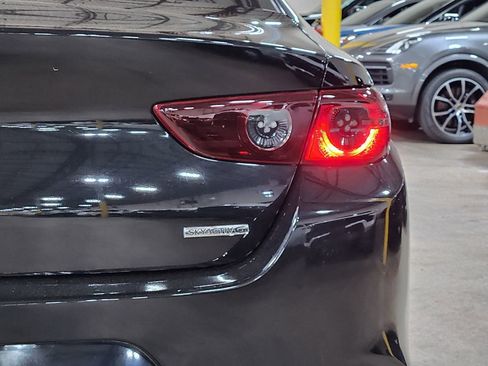 Used 2021 MAZDA MAZDA3 s image 22