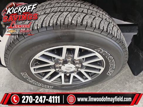 Used 2019 Ford F250 Lariat w/ Lariat Ultimate Package AWD/4WD image 6