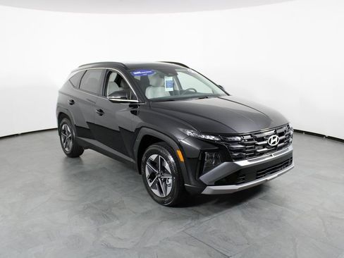 Certified 2025 Hyundai Tucson SEL image 13