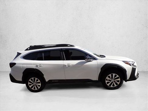 Certified 2025 Subaru Outback Premium w/ Popular Package #1A image 5