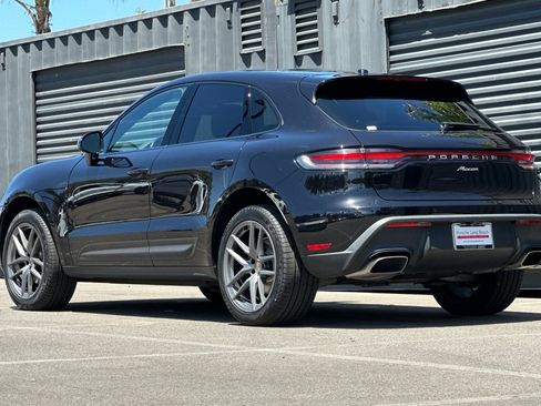 Certified 2023 Porsche Macan AWD/4WD image 3