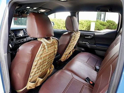 Used 2019 Toyota Tacoma TRD Off-Road w/ Technology Package image 22