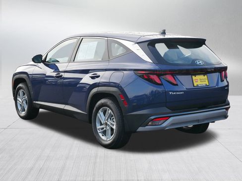 Certified 2025 Hyundai Tucson SE image 5