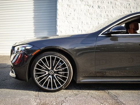 Used 2022 Mercedes-Benz S 500 4MATIC image 10