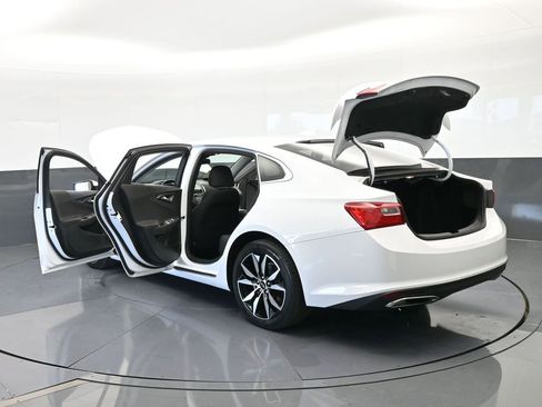 Used 2023 Chevrolet Malibu RS image 70