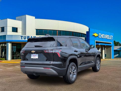 New 2026 Chevrolet Equinox LT w/ Safety and Technology Package FWD image 7