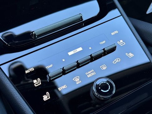 New 2026 Porsche Cayenne AWD/4WD image 25
