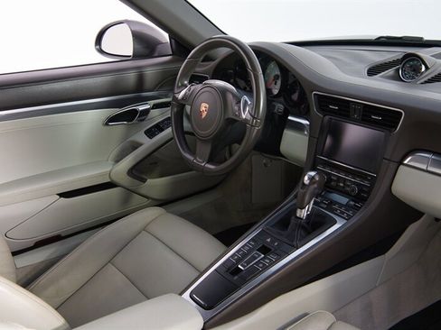 Used 2014 Porsche 911 Targa 4S AWD/4WD image 31