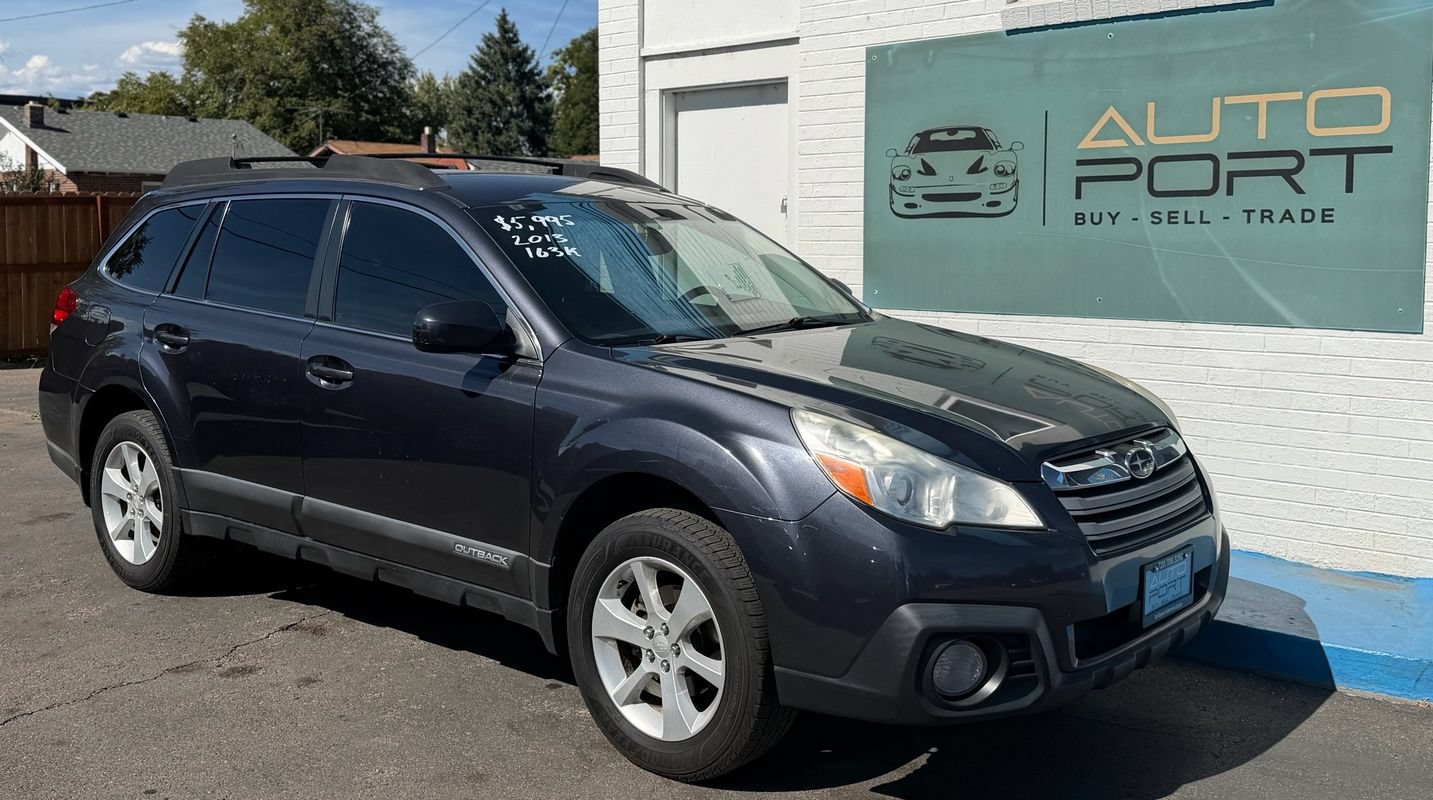 Used 2013 Subaru Outback 2.5i Premium w/ Popular Pkg 1B AWD/4WD image 1