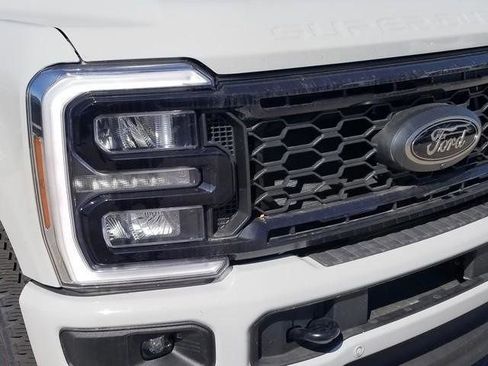 New 2025 Ford F350 Lariat w/ Lariat Ultimate Package image 9