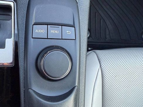 Used 2015 Lexus ES 350 w/ Premium Package FWD image 52