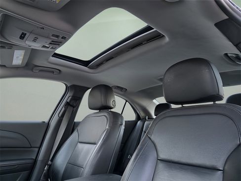 Used 2015 Chevrolet Malibu LT w/ Leather Package image 18