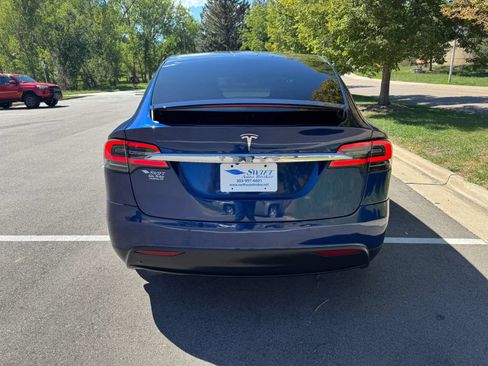 Used 2016 Tesla Model X 75D AWD/4WD image 3