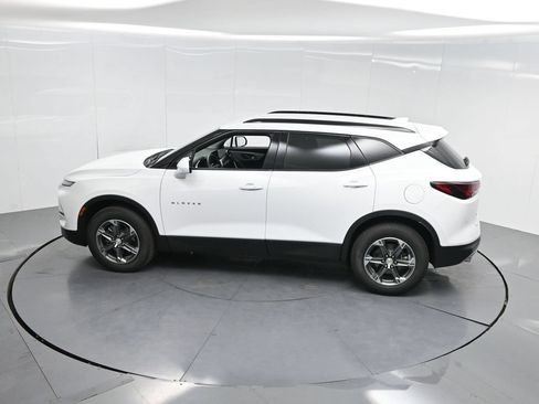 New 2025 Chevrolet Blazer LT w/ Convenience Package FWD image 64