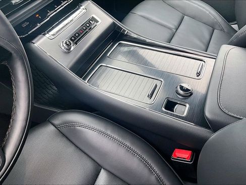 New 2026 Lincoln Aviator 2WD image 8