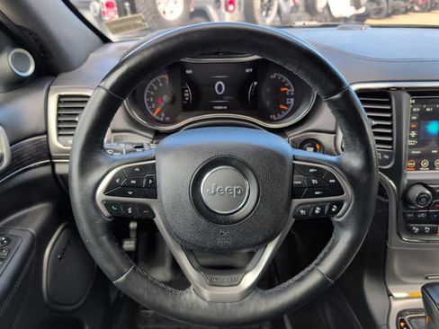 Used 2018 Jeep Grand Cherokee High Altitude AWD/4WD image 19