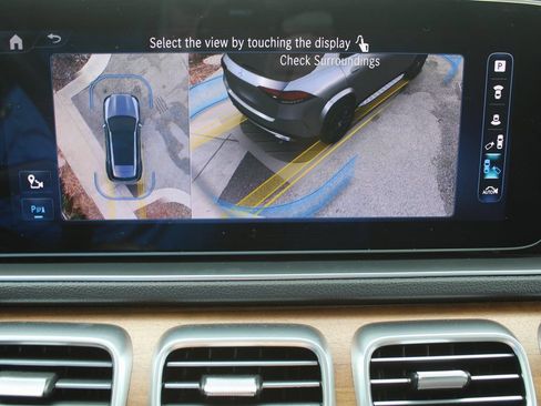 Used 2024 Mercedes-Benz GLE 350 4MATIC w/ Winter Package image 53