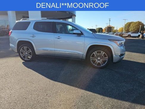 Used 2019 GMC Acadia Denali image 25