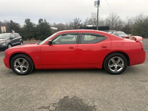 Used 2009 Dodge Charger SXT image 2