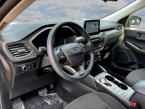 Certified 2025 Ford Escape Active FWD image 19