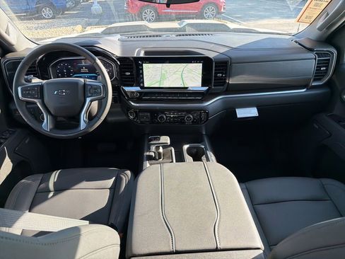New 2026 Chevrolet Silverado 1500 LT Trail Boss w/ Convenience Package II AWD/4WD image 18