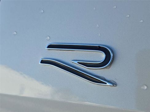 New 2026 Volkswagen Tiguan SE R-Line image 7